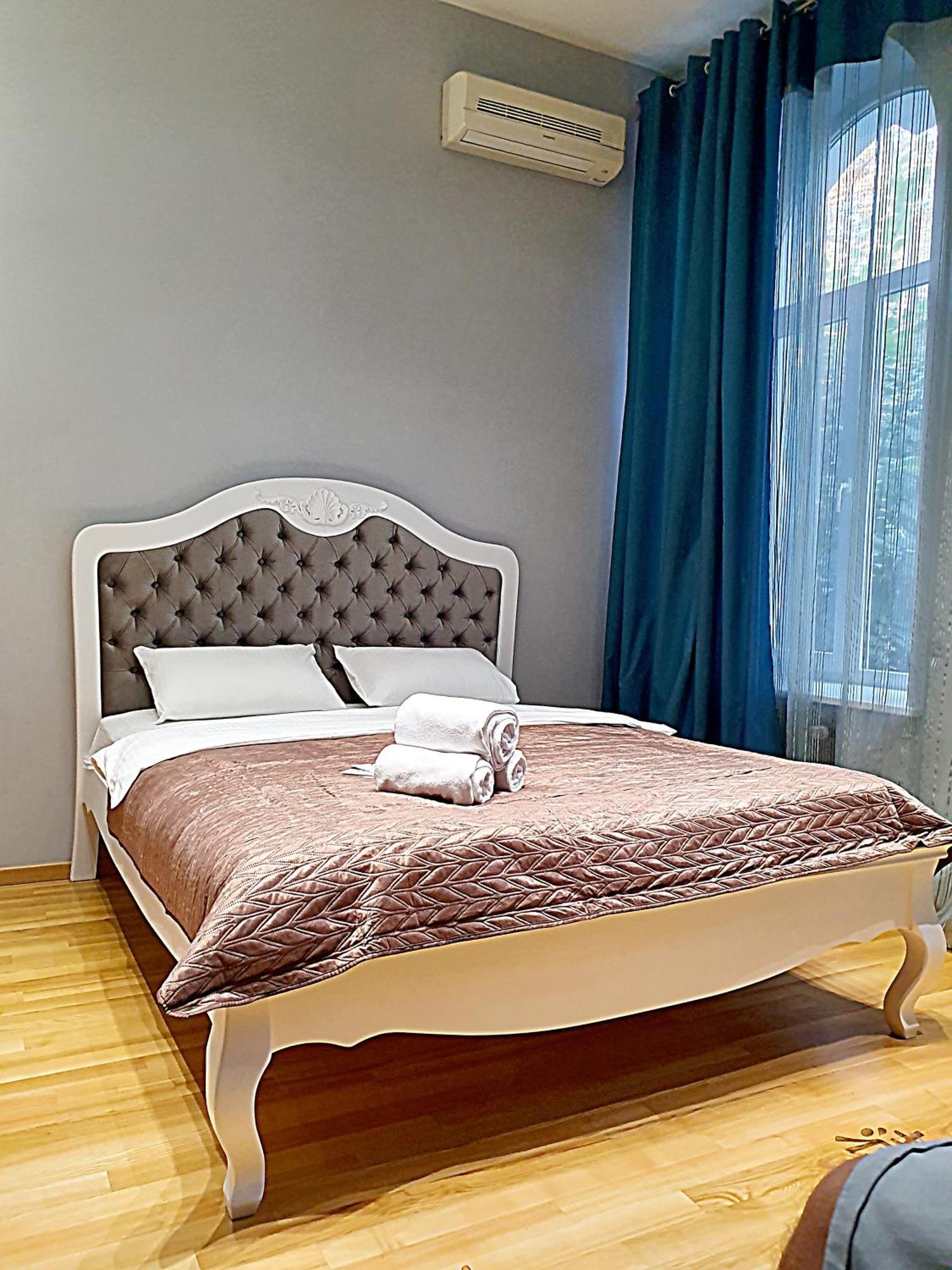 קייב Inn Home Apartments - Kreshchatyk Area מראה חיצוני תמונה