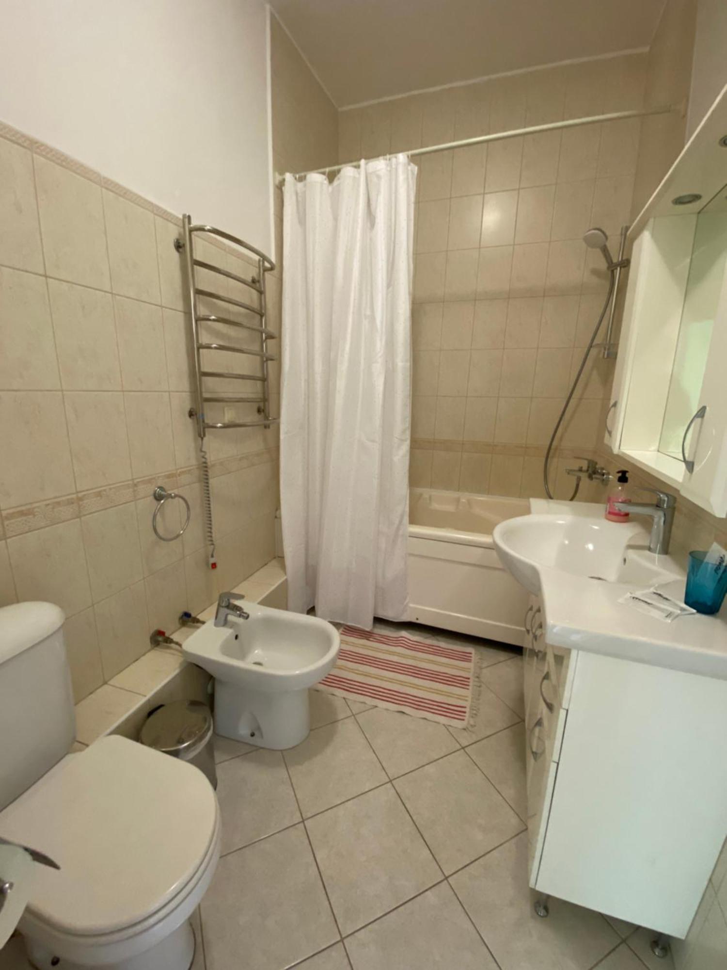 קייב Inn Home Apartments - Kreshchatyk Area מראה חיצוני תמונה