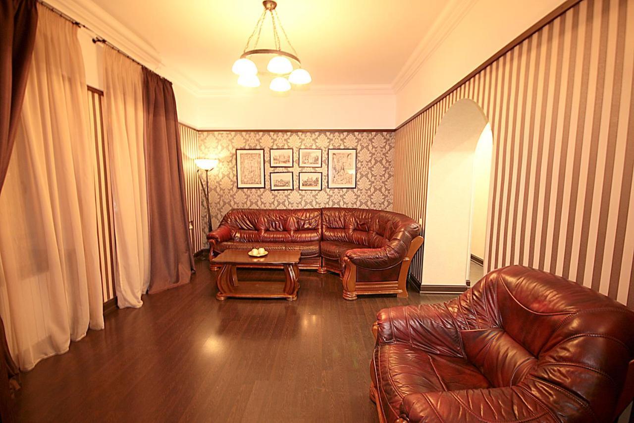 קייב Inn Home Apartments - Kreshchatyk Area מראה חיצוני תמונה