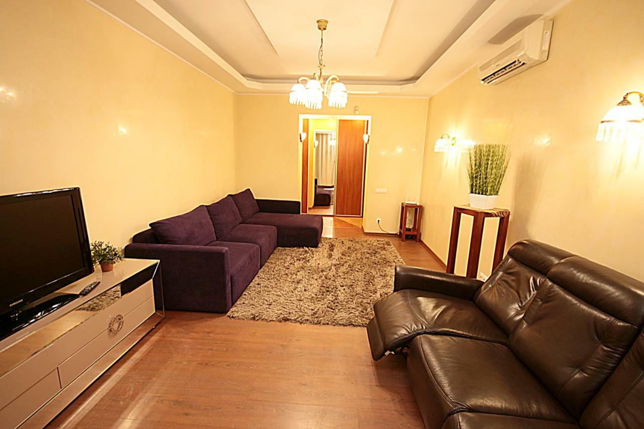 קייב Inn Home Apartments - Kreshchatyk Area מראה חיצוני תמונה