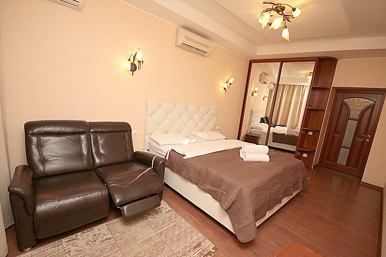 קייב Inn Home Apartments - Kreshchatyk Area מראה חיצוני תמונה