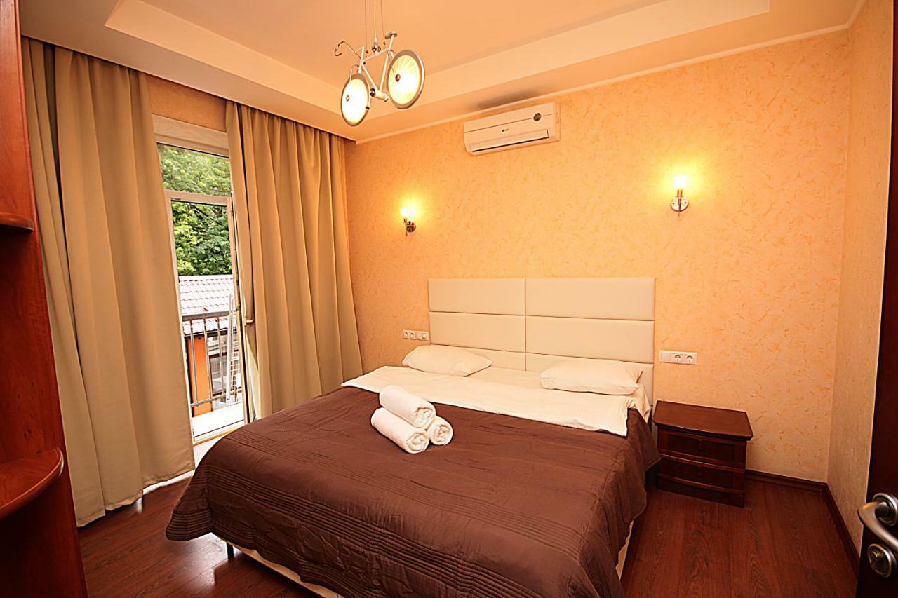 קייב Inn Home Apartments - Kreshchatyk Area מראה חיצוני תמונה